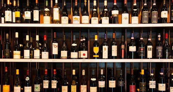Fake spirits and wines cost EU 1.3 bln eur every year