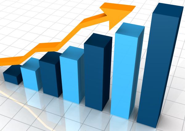 food-Business Retail sales-Graph-with-arrow-profits-and-gains