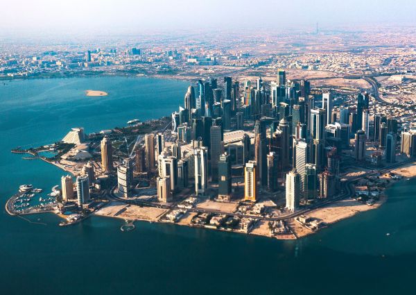 Doha-Qatar-Italian food-radoslaw-prekurat-1099550-unsplash