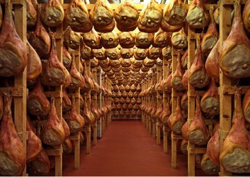 pork meat-duties-Prosciutto San Daniele PDO