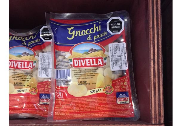 black label-traffic label