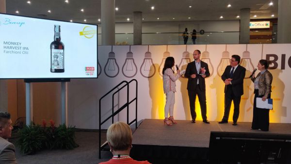 Italian Food Awards USA 2019: Winners on stage. Monkey Harvest IPA, Farchioni Olii, beverage award.