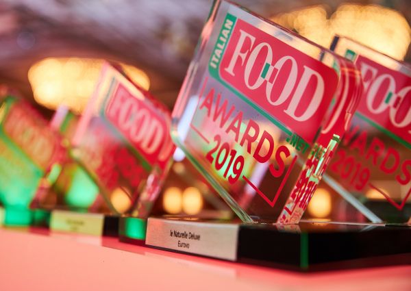 Italian Food Awards 2019 trophies. Food awards for the best Italian food.