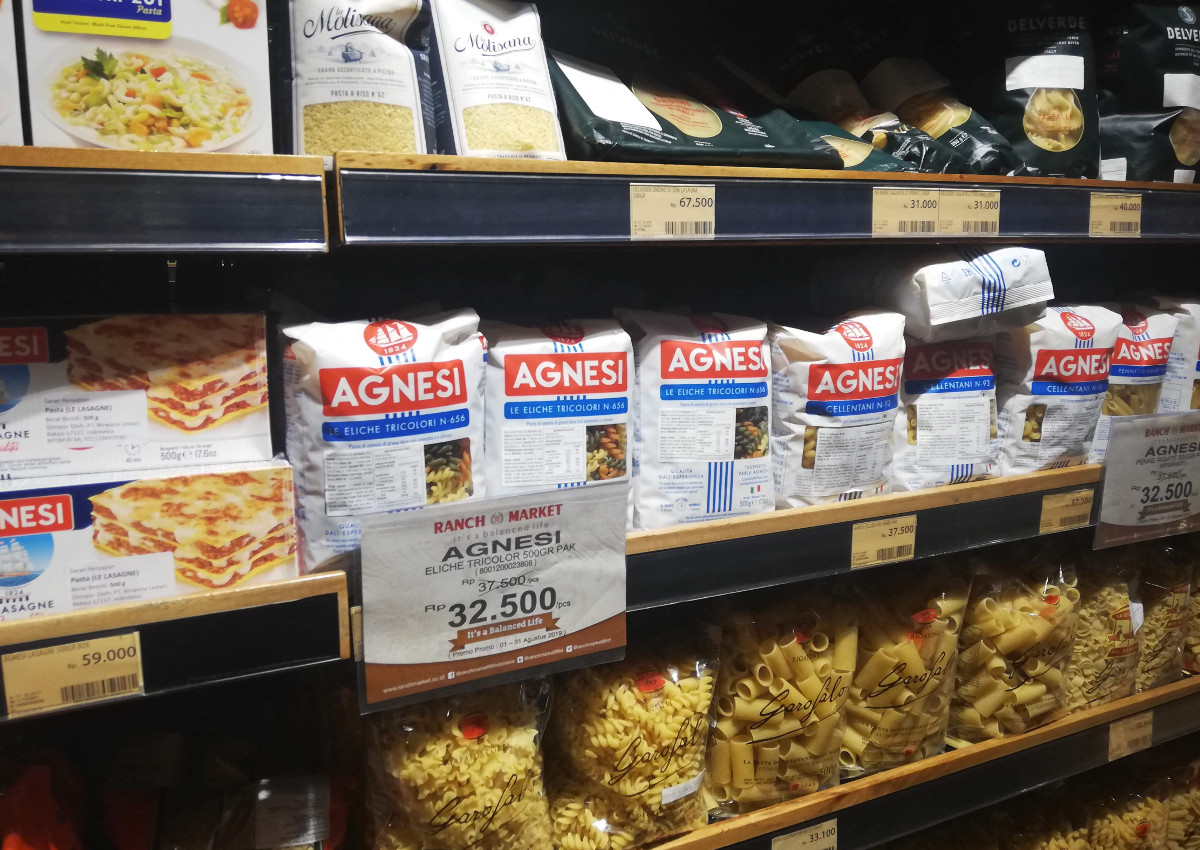 Many Italian pasta brands are present Agnesi, La Molisana and Garofalo  among others 
