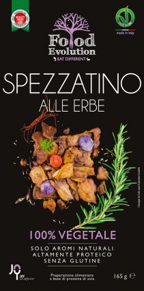 Plant-based Spezzatino alle Erbe. Vegan meat stew with herbs, potatoes, and tomatoes. Food Evolution's meat alternative.