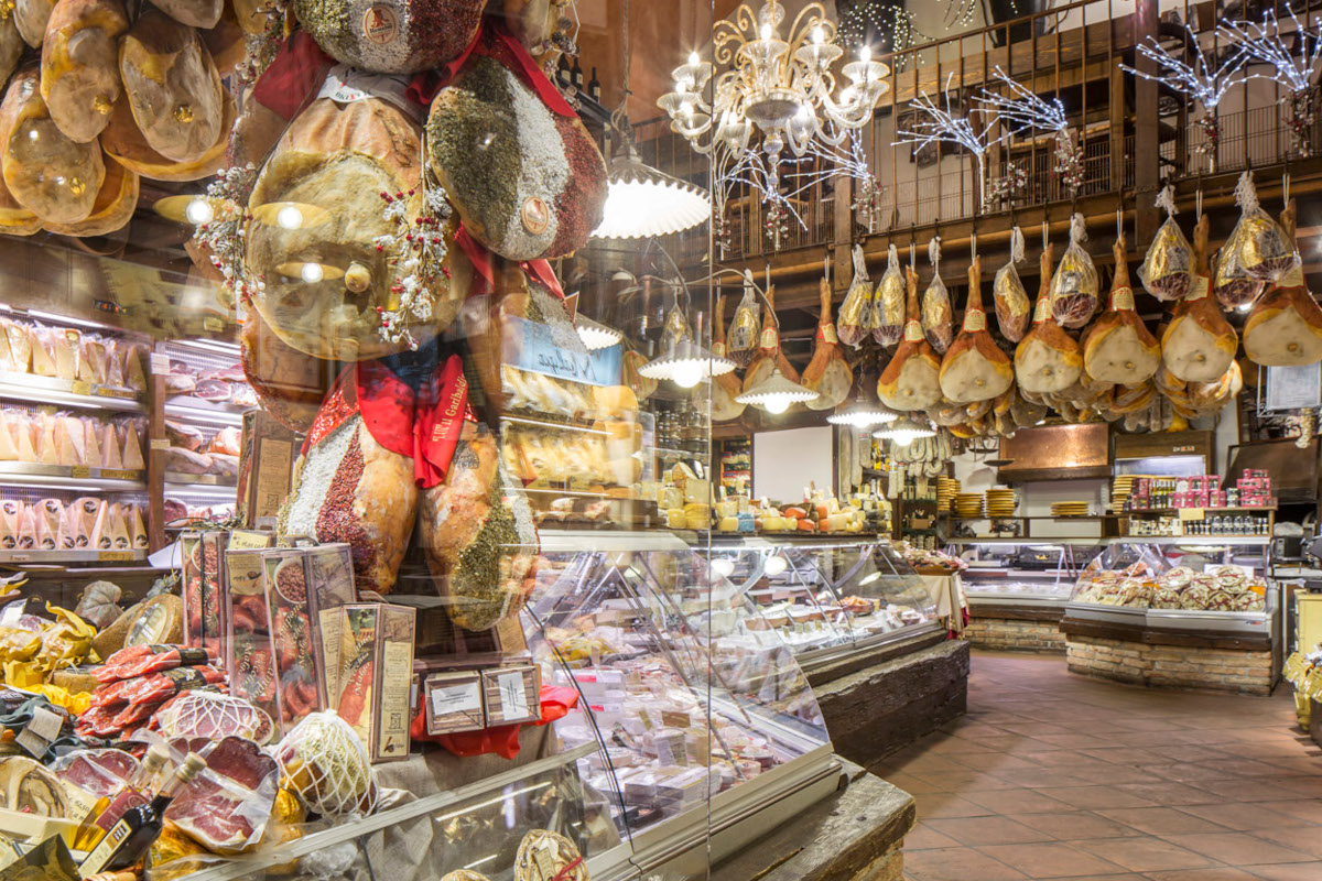 Italian groceries stand out in the “50 greatest food stores in the world”