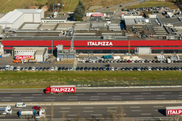Italpizza facility aerial view. Italpizza acquires Pizza Artesana Malgrat, expanding its pizza production.