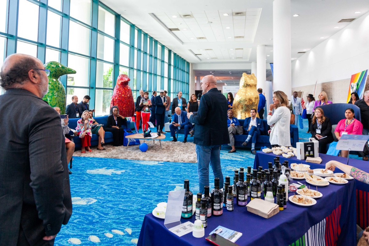 Italian extra virgin olive oil took center stage at FITCE 2023